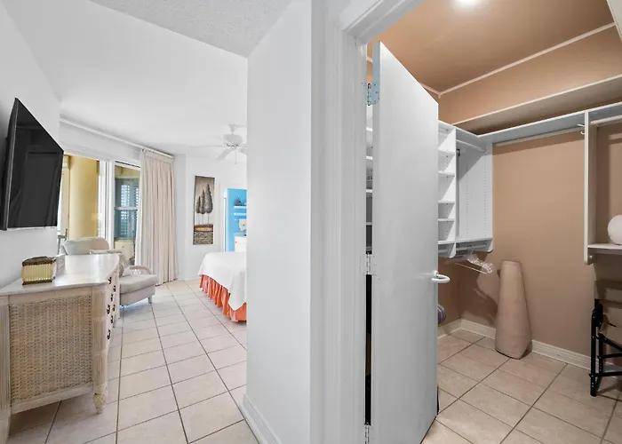Colony West 3a Pensacola
