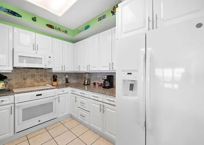 Colony West 3a Holiday home *
