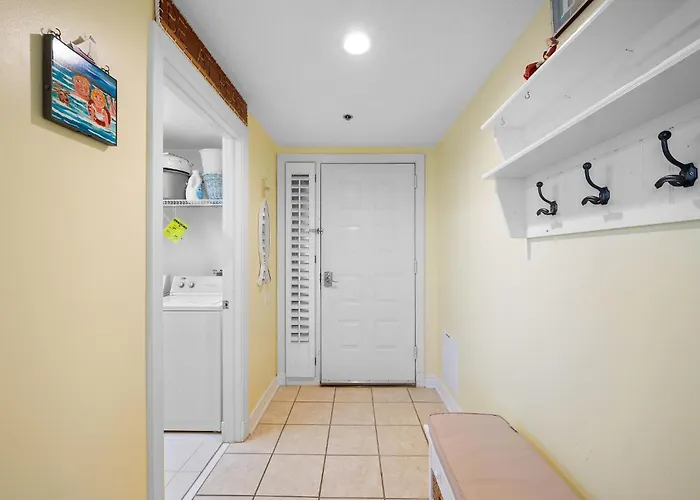 Colony West 3a Holiday home